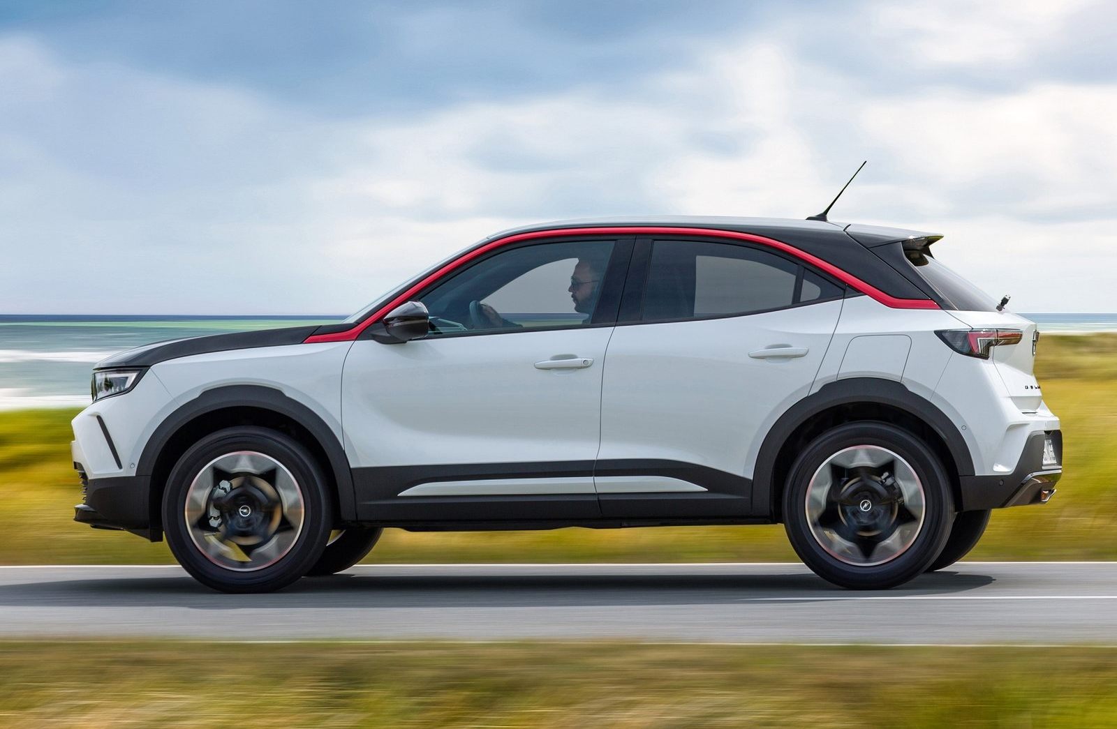 medidas exteriores opel mokka