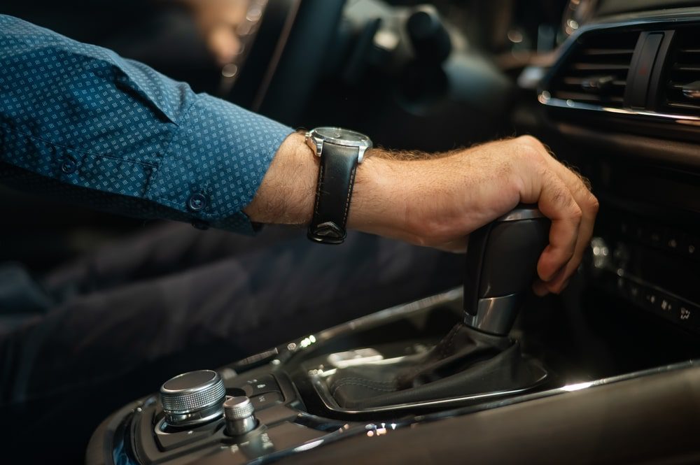 Transmisión manual VS automática Diferencias entre la transmisión manual y automática