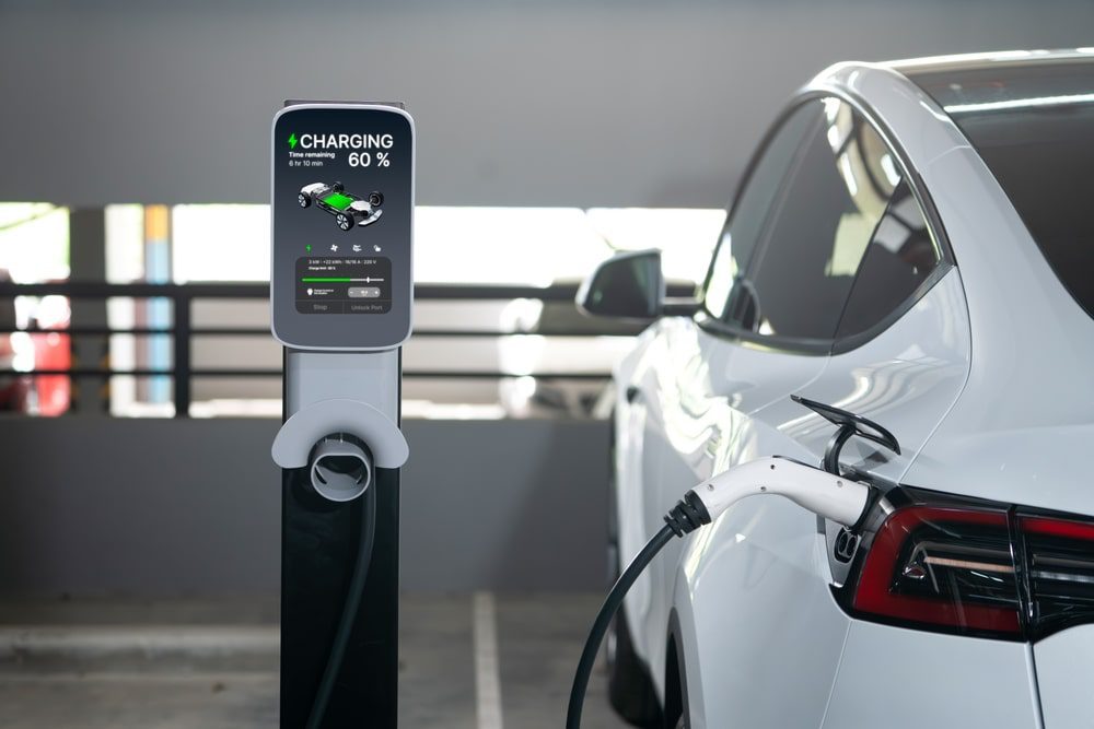 Deducción IRPF Coches Eléctricos este año
