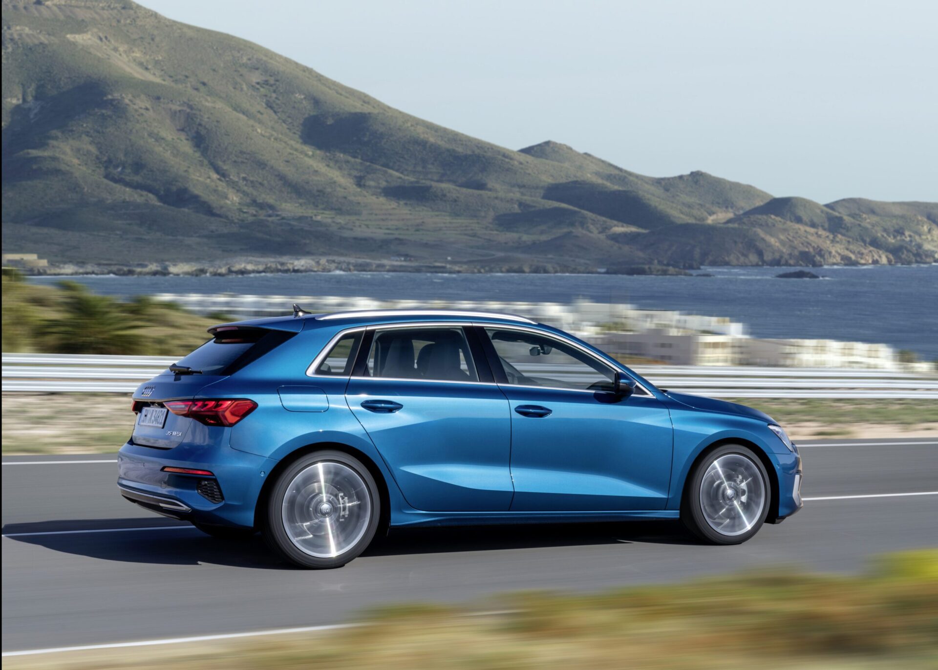coche hibrido audi a3