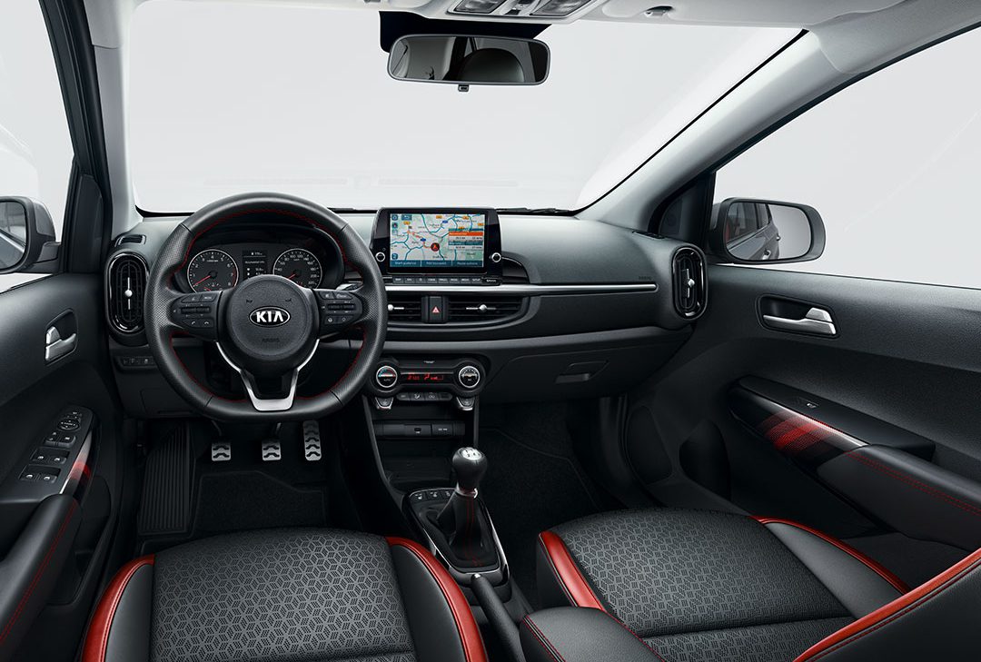 Interior y plazas delanteras del Kia Picanto