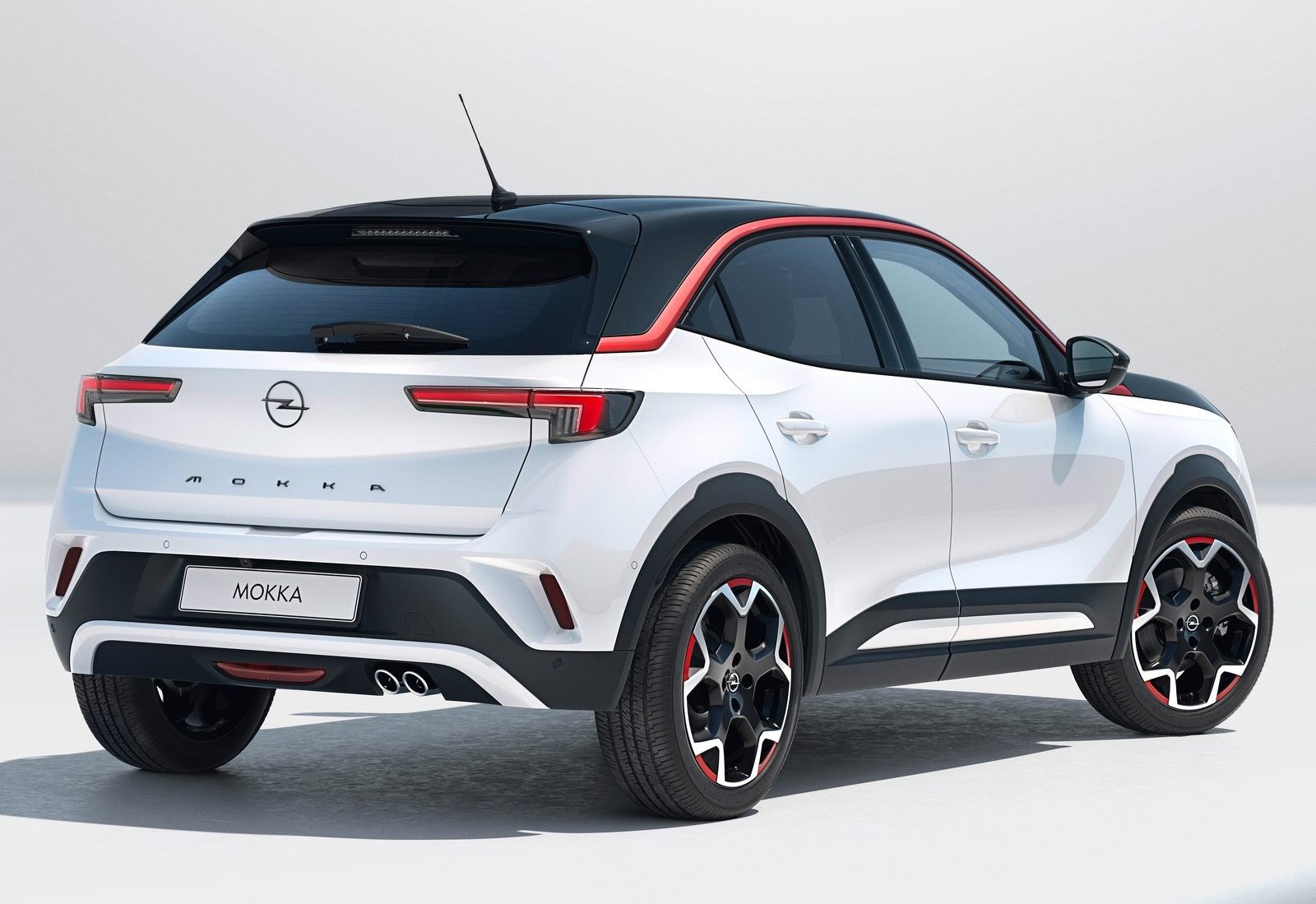 Vista exterior trasera del Opel Mokka