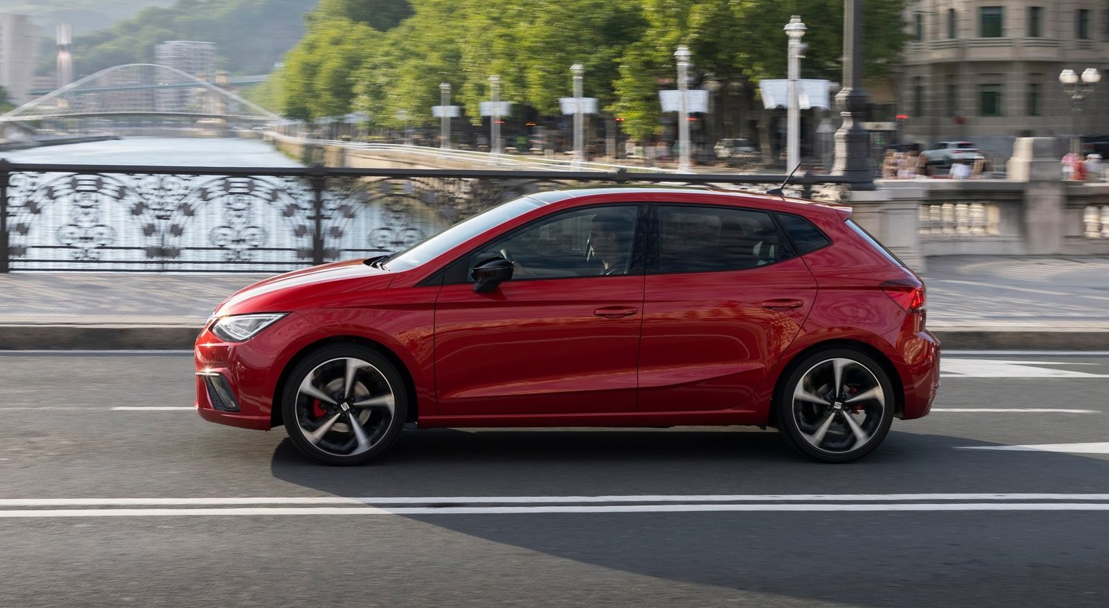 medidas seat ibiza lateral