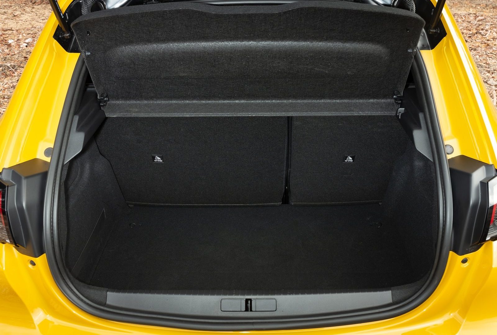 capacidad maletero peugeot 208