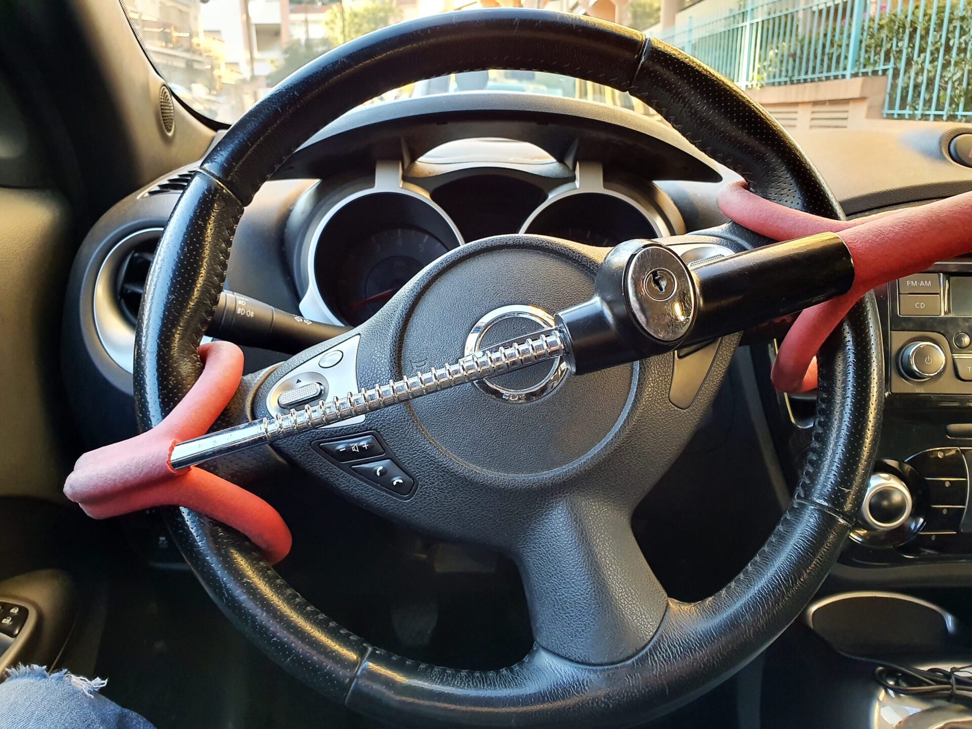 Sistema antirrobo del volante